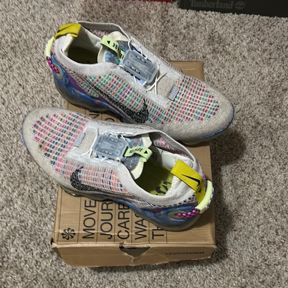 Nike Multicolor Knit Sneakers